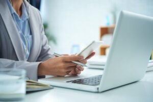 Scopri di più sull'articolo 💼 Vendere servizi online: Come funziona e in cosa si differenzia dalla vendita offline